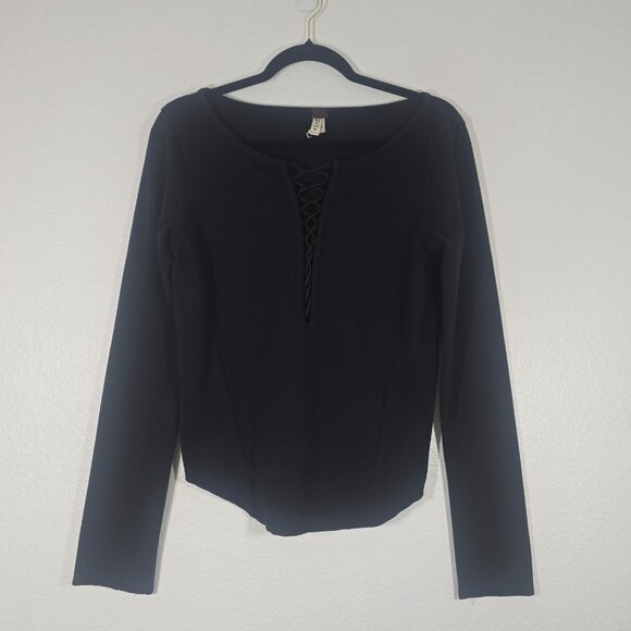 We the Free People Jacqui Blouse Top Women Medium Black Lace Up V-Neck Outdoor - Picture 2 of 8